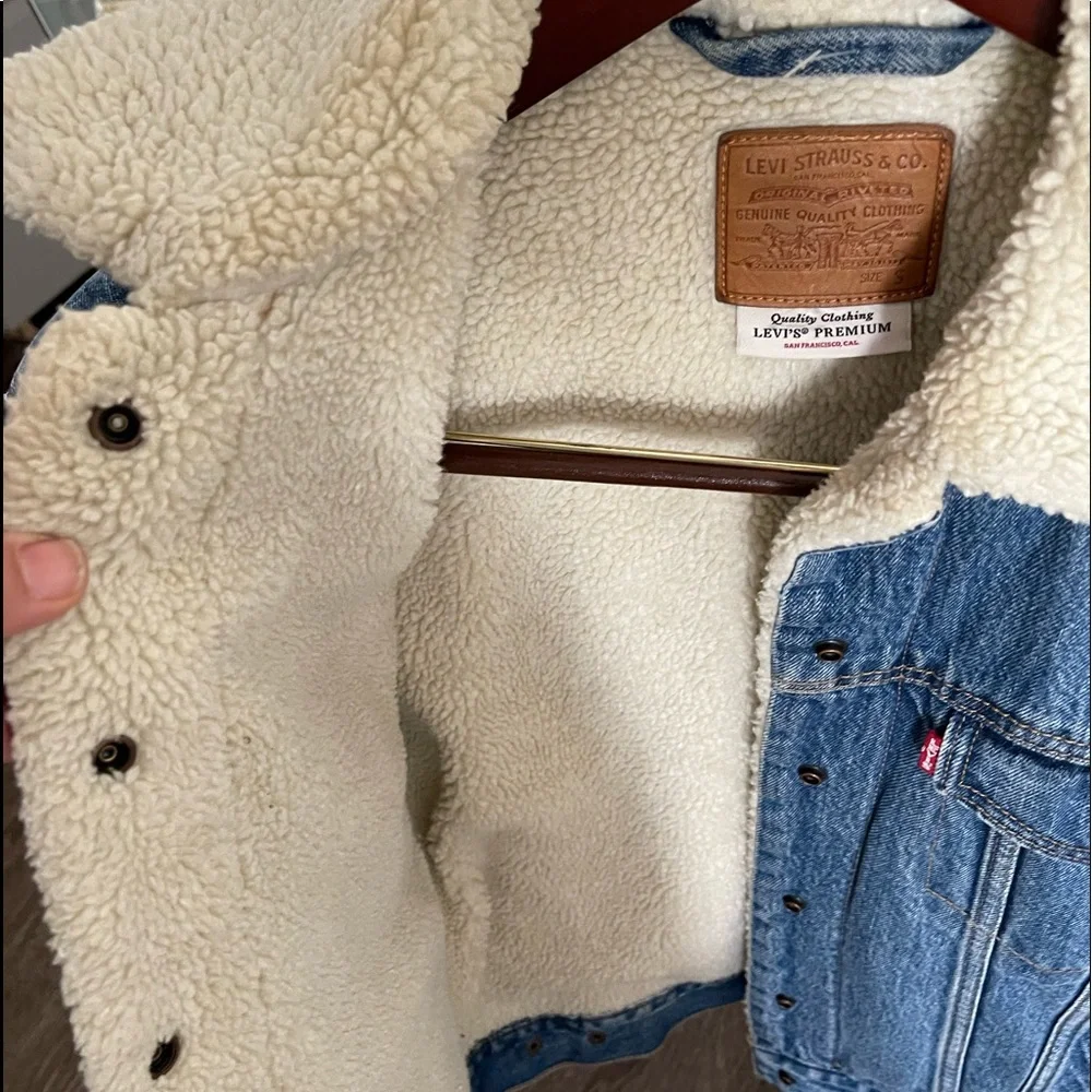 NWT  levi’s sweater jacket with 4 pockets for women, - Picture 4 of 11